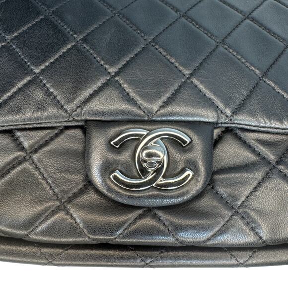 Chanel Medium Hula Hoop Bag Vintage CC Black Lambskin Flap SHW Quilted Rare - Picture 6 of 14